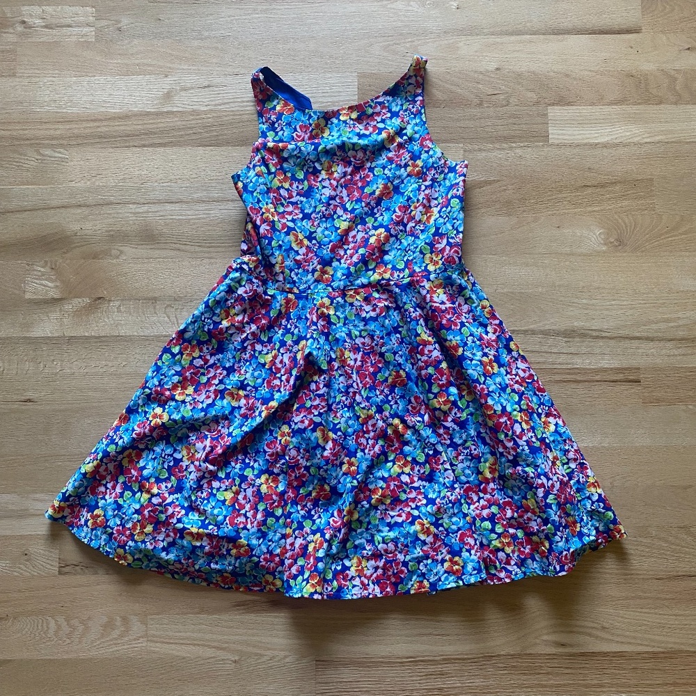 Hawaiian print floral dress